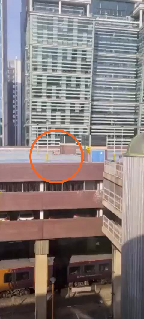 มีเซ็กส์บนดาดฟ้า