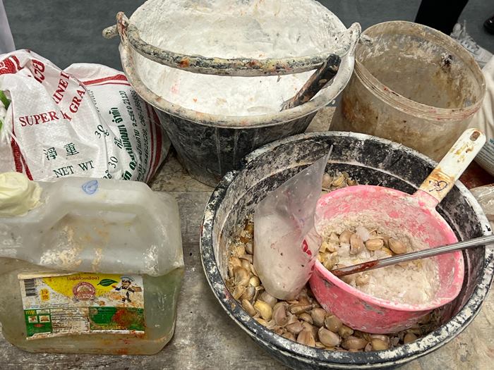 ยี่ห้อไส้กรอกหมูยอมรณะ