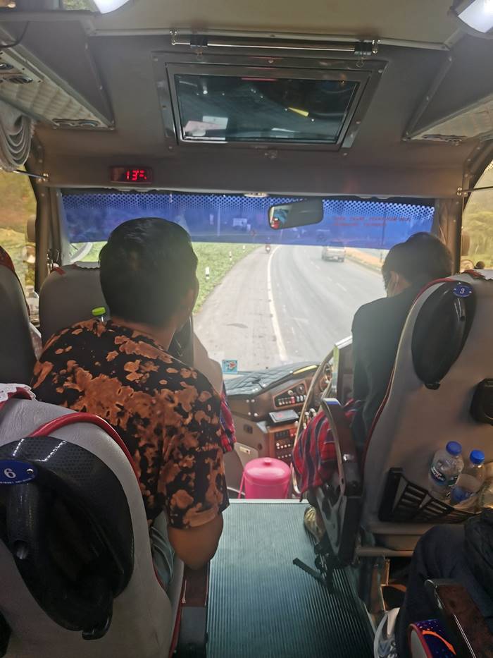 ผู้โดยสารโวยรถทัวร์พรีเมียม