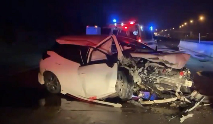 ชายวัย 31 ขับรถชนแบริเออร์เสียชีวิต