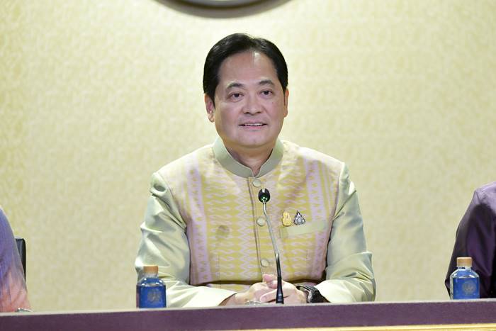 รัฐบาลแจกเงิน 2000 จริงไหม