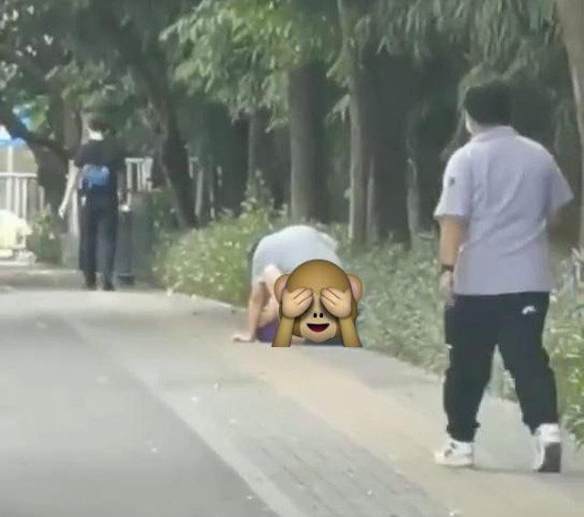 เซ็กส์กลางถนน