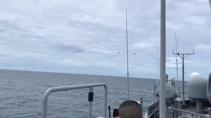 กองทัพอากาศ ให้ F16 ขึ้นบินพิธีลอยอังคาร พ่ออดีต ผบ.ทอ. 