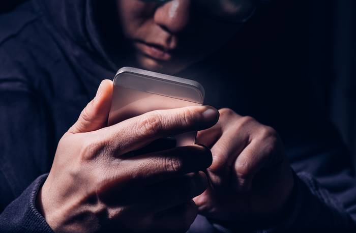 ไอโฟนหาย โดนแฮกบัตร แฮกแอปฯ ธนาคาร ถอนเงินไปเป็นล้าน 