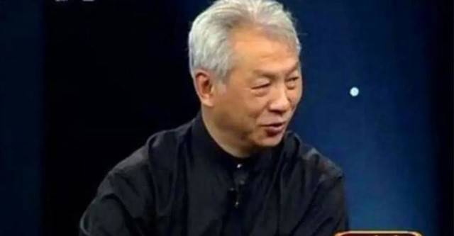 ก้อนหินหมูตุ๋น 2.4 ล้าน