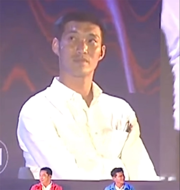 สุชาติ ธนาธร ดีเบตเดือด