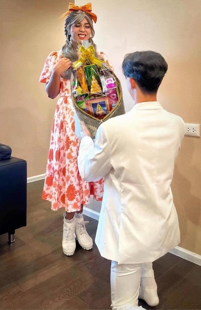 แพรรี่ ไพรวัลย์