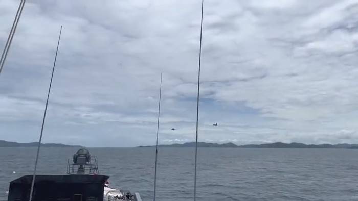 กองทัพอากาศ ให้ F16 ขึ้นบินพิธีลอยอังคาร พ่ออดีต ผบ.ทอ. 