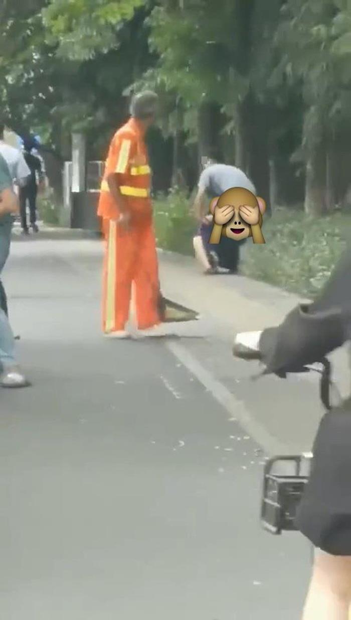 เซ็กส์กลางถนน