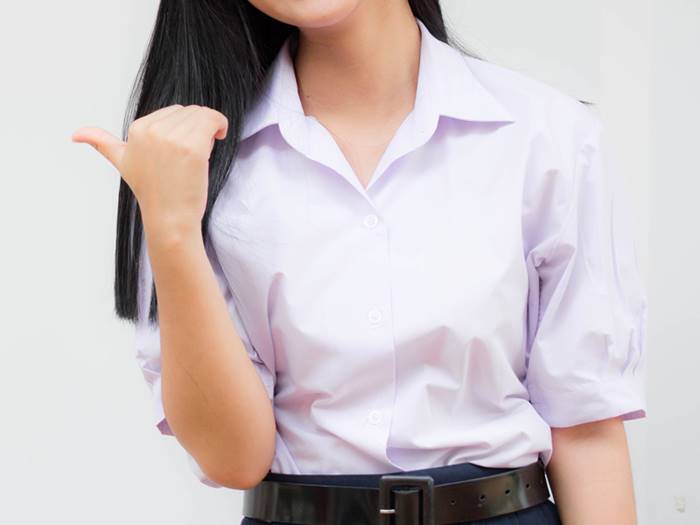 ดราม่า ยกเลิกชุดนักเรียน