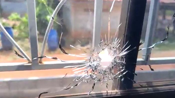 เด็กหญิงวัย 14 ถูกแฟนหนุ่มวัย 14 ทำร้าย จับขัง