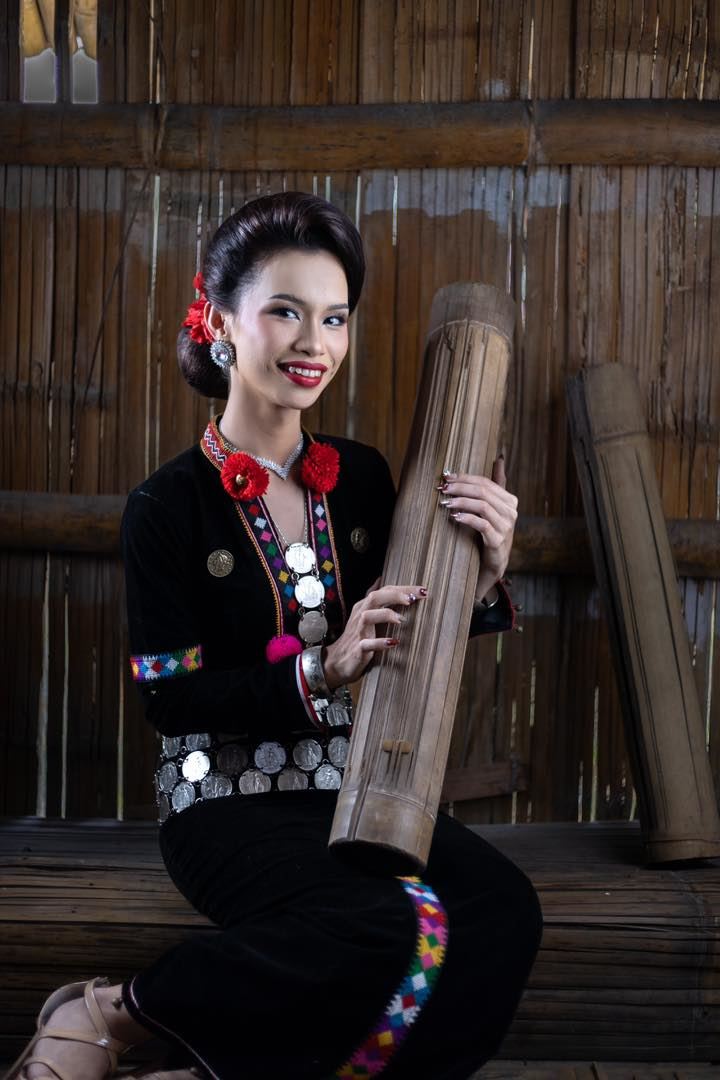 นางงามมาเลเซียสละมงกุฎ ปมคลิปฉาวคู่เด็กเสิร์ฟในไทย