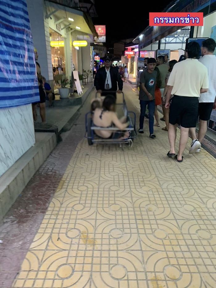 ตำรวจเข็น 2 สาวเมา จนได้รับเสียงชม