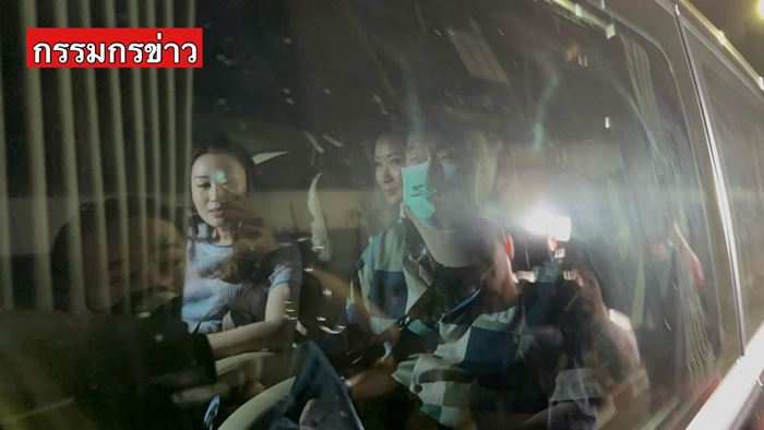 ทักษิณ ถึงบ้านจันทร์ส่องหล้า 