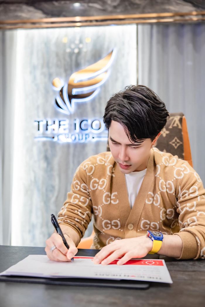 พอล วรัตน์พล