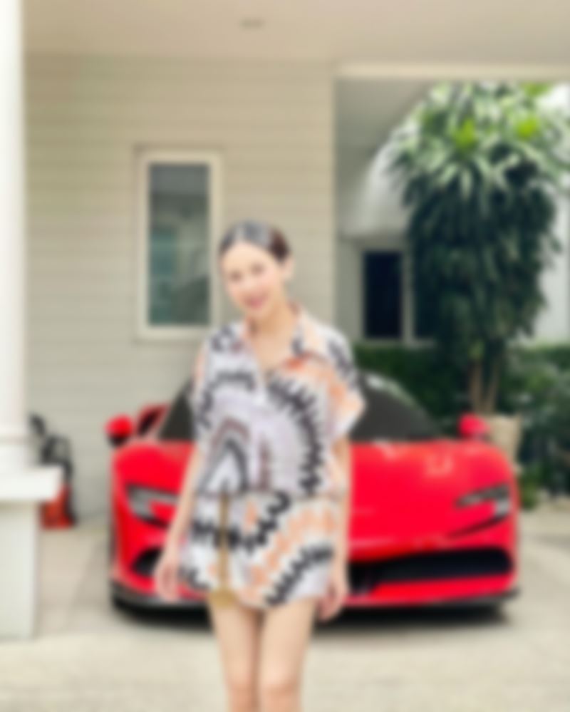 แยม ธมลพรรณ์