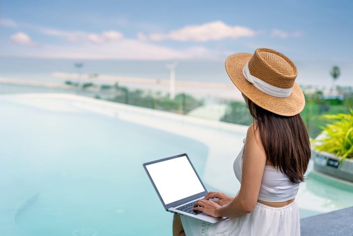 พนักงานลาพักร้อน แต่เจ้านายให้เปิดแชร์โลเคชั่น