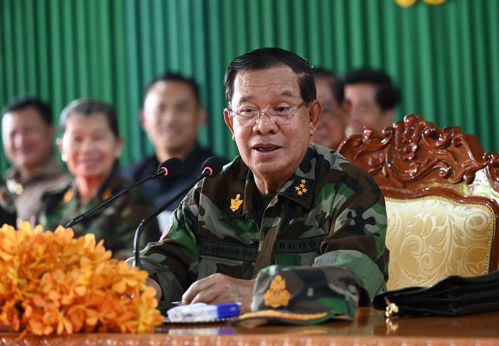 ฮุน เซน ไปต่างประเทศ