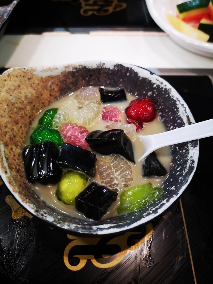 ร้านบุฟเฟต์ ใช้เจลปรับอากาศ ในตู้แช่