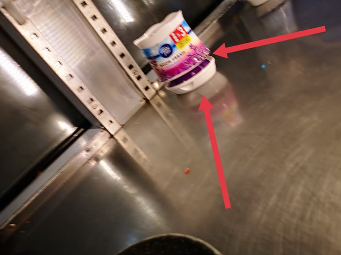 ร้านบุฟเฟต์ ใช้เจลปรับอากาศ ในตู้แช่