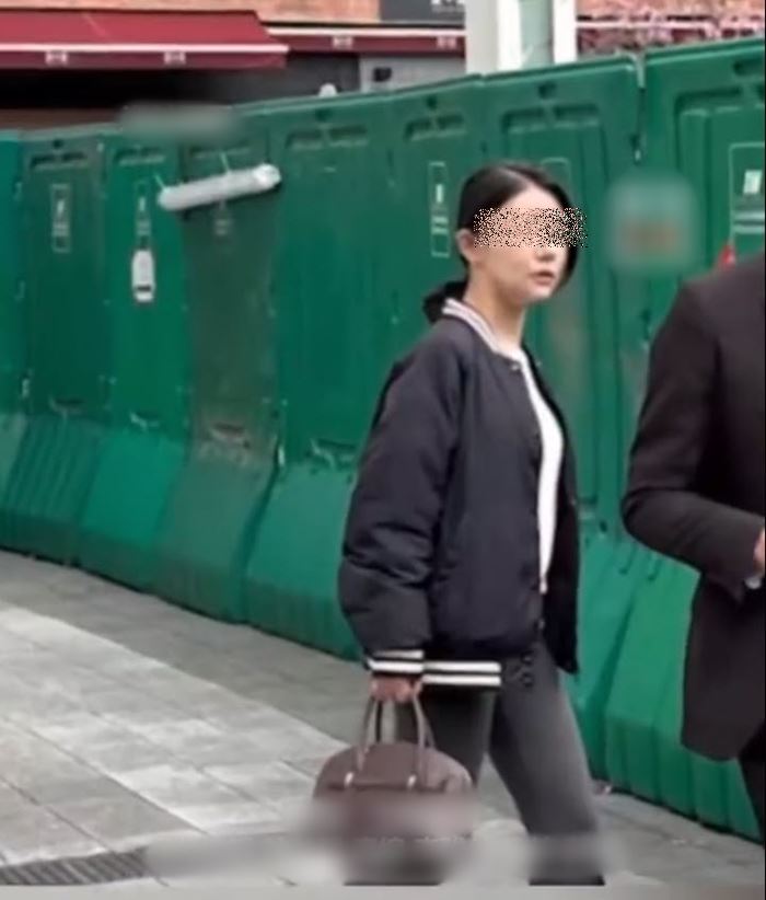 นางงามจีน ปลอมวุฒิ