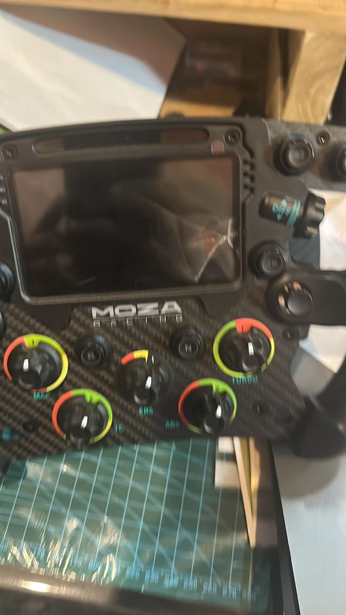  เกม Sim Racing โดนภรรยาทุบยกเซ็ต