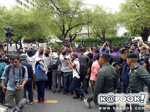 ม็อบอยากเลือกตั้ง