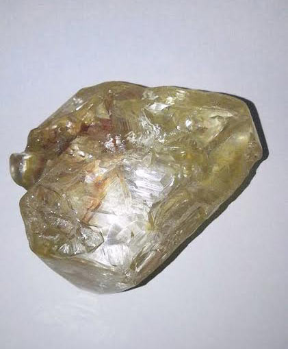 เพชรยักษ์