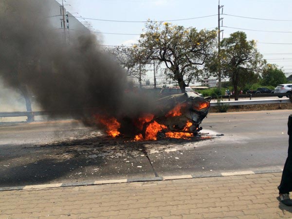 เบนซ์ชนฟอร์ด