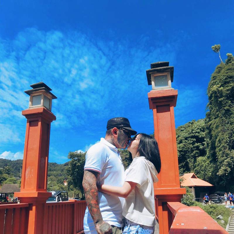 น้องเนย แฟนเก่ง ลายพราง