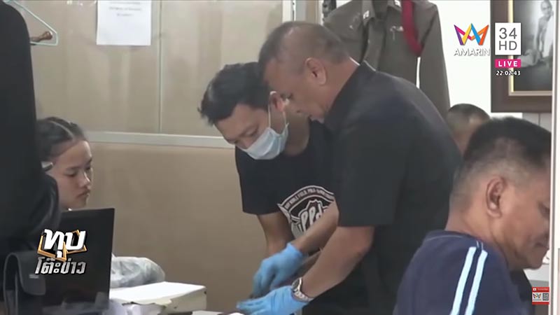 โจรปล้นร้านขายของ