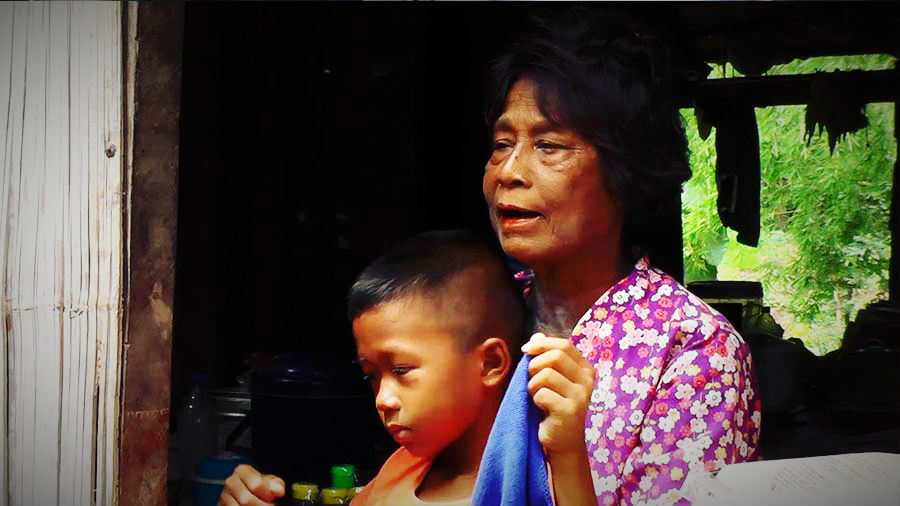 ยายหลานยากจน