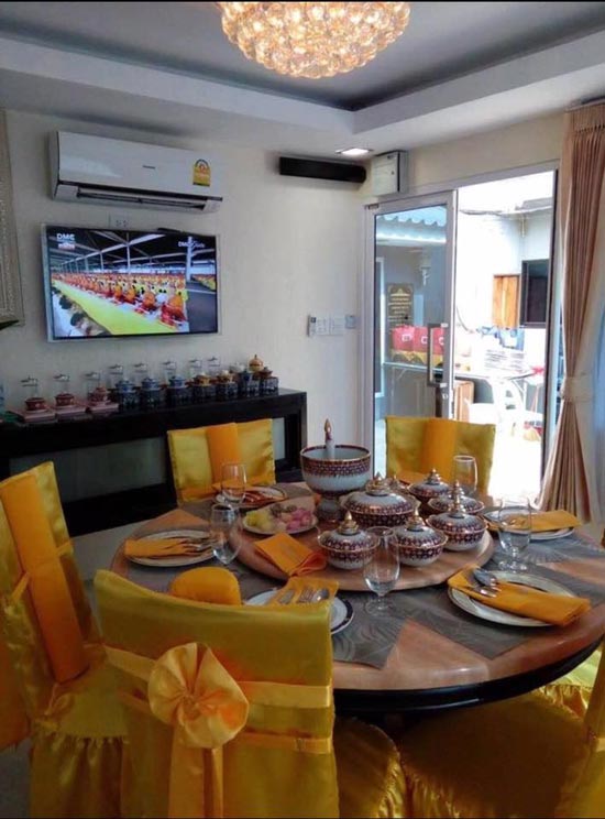 กุฏิพระหรู