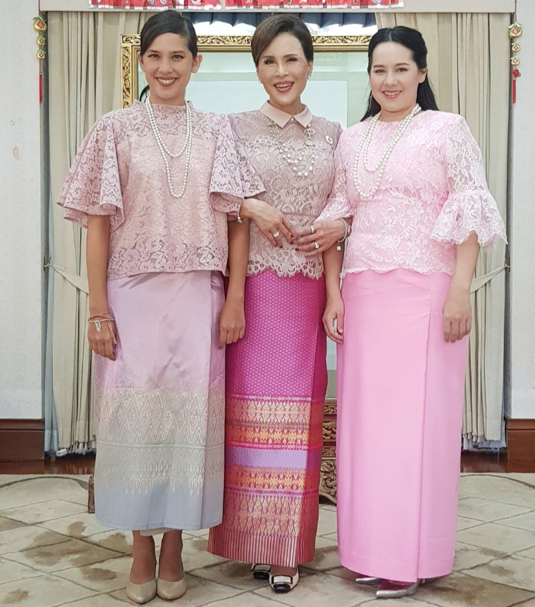 คุณพลอย คุณใหม่