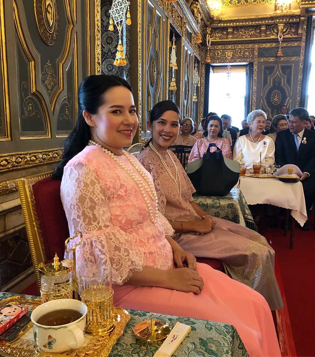 คุณพลอย คุณใหม่