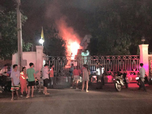 ไฟไหม้โกดังนาโกย่า