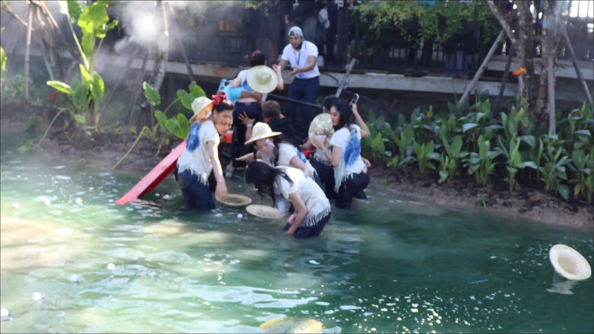 นางสาวไทยสะพานขาด