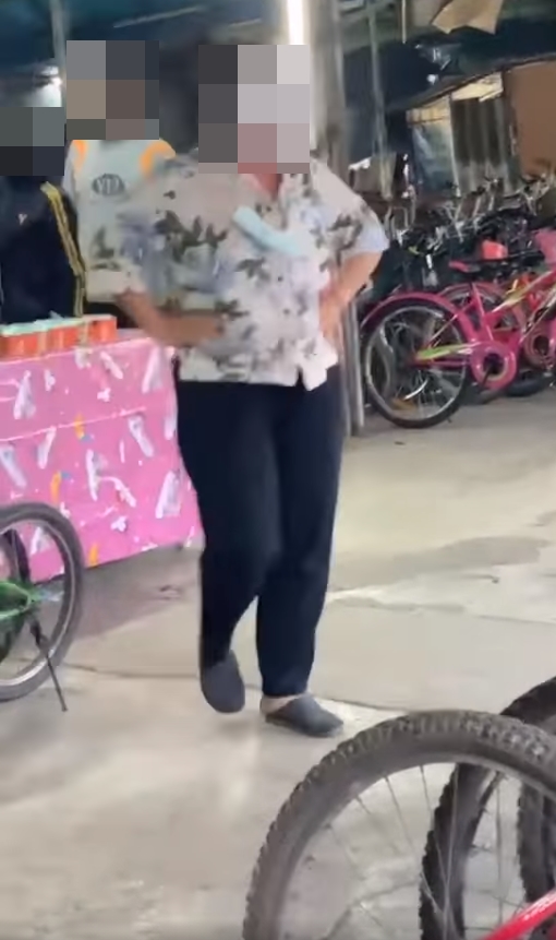 ทะเลาะกับร้านเช่าจักรยาน