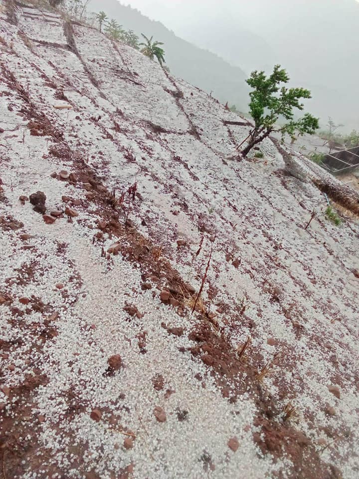 ลูกเห็บตก