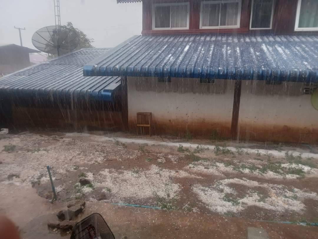 ลูกเห็บตก