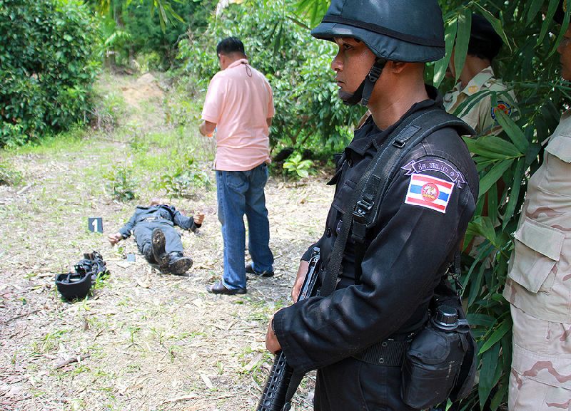 ทหารพรานโดนคนร้ายยิงดับ 1 โยงยิง กปปส.ตราด