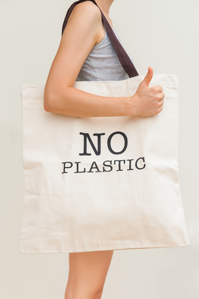 12 เคล็ดลับลดพลาสติก เรื่องรักษ์โลกที่ทำได้ด้วยมือคุณ