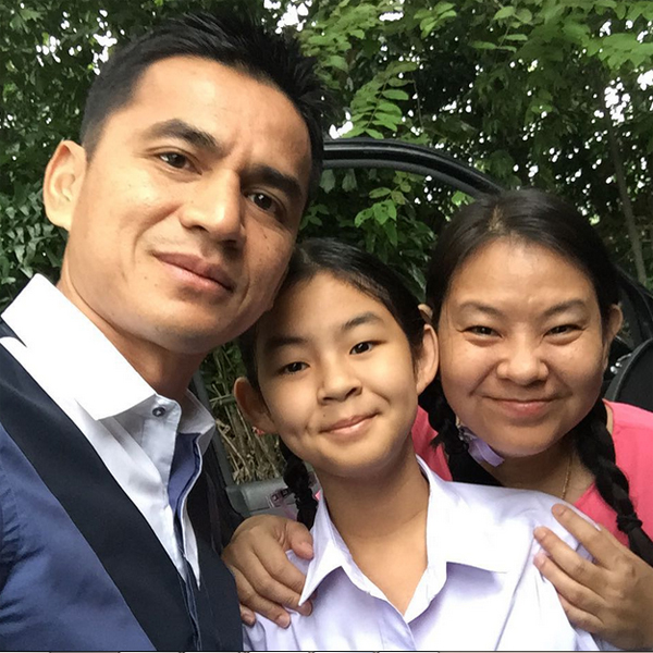 ซิโก้ ฉลองวันเกิดอายุครบ 42 ปี เพื่อนพี่น้องในวงการกีฬาร่วมยินดีเพียบ