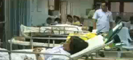 รังผึ้งแตก ผึ้งต่อย นักเรียน นับ 20 ราย ขณะเคารพธงชาติ