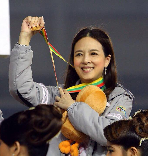 มาดามแป้ง นวลพรรณ ล่ำซำ