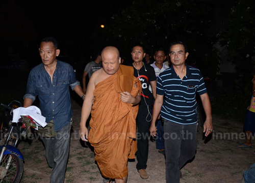 รวบสมภารจัดปาร์ตี้ยาบ้า ดูหนังโป๊