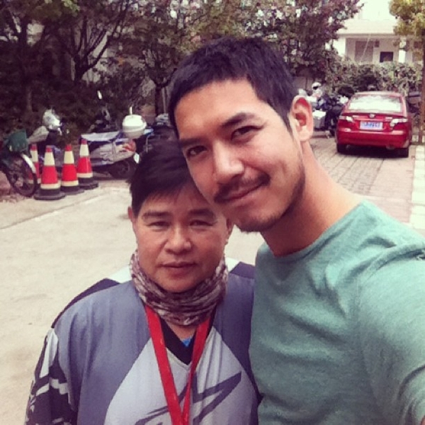  เวียร์ ซิ่งบิ๊กไบค์ ตะลุยภูเขาหิมะมังกรหยก ที่ประเทศจีน