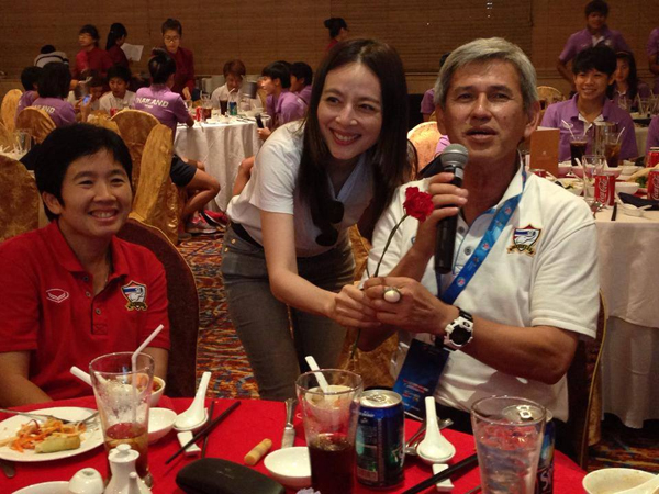 มาดามแป้ง นวลพรรณ ล่ำซํา