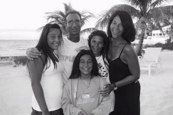  รอยยิ้มที่เจ็บปวด ชายป่วยมะเร็งใช้ชีวิตวันสุดท้ายอย่างแฮปปี้ ก่อนทำการุณยฆาต