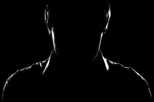 อึ้ง! หนุ่มโรคจิตขับเก๋งงัดเจ้าโลกช่วยตัวเองโชว์สาวพม่า